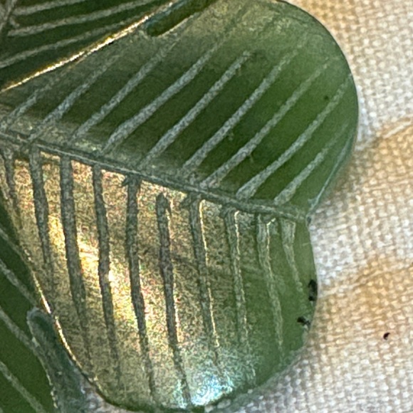🍀Vintage Soapstone? Green Leaf Pendant gold? Bail - Picture 4 of 9